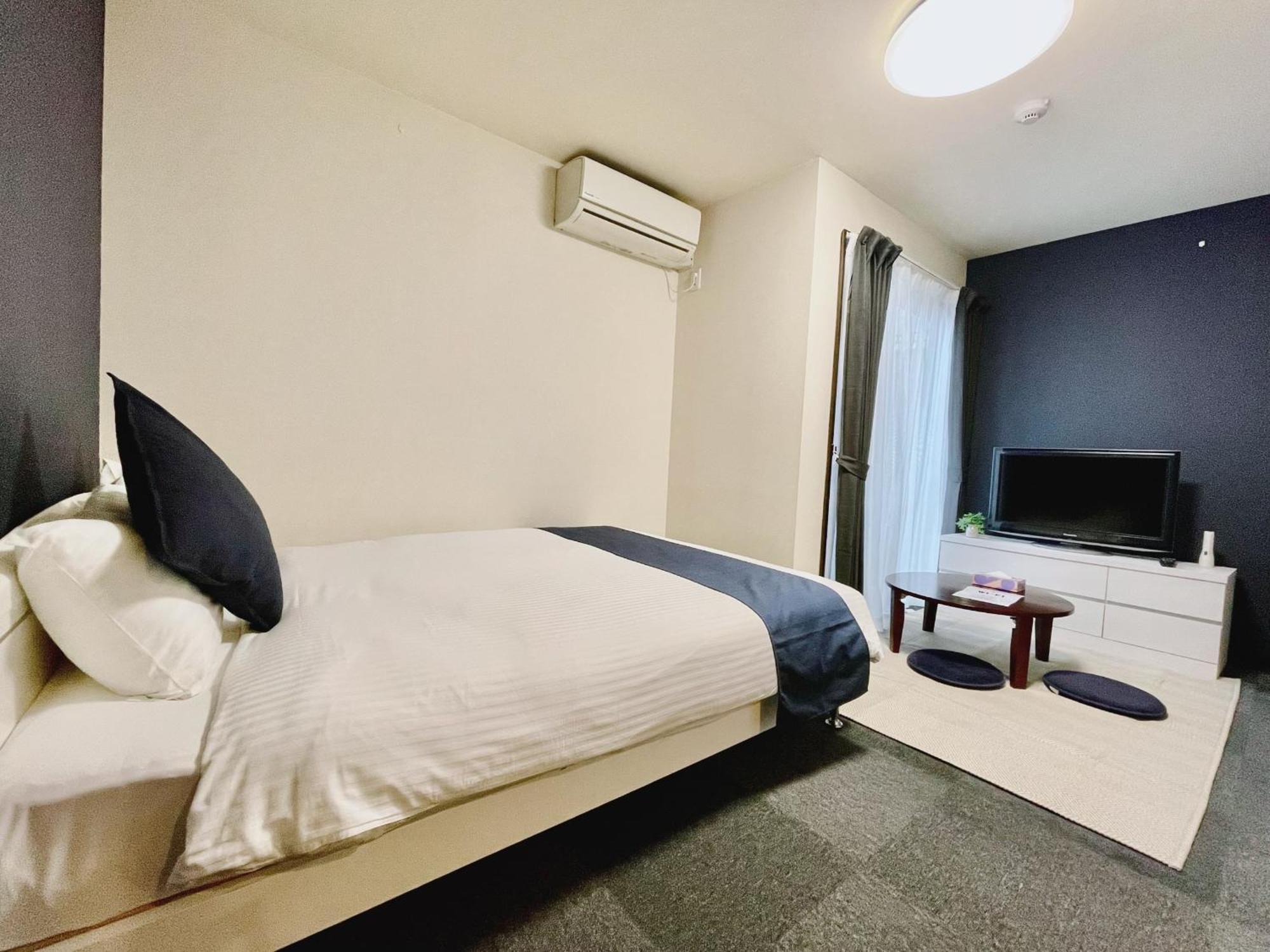 Calm Stay Nijo Kyoto Exterior photo